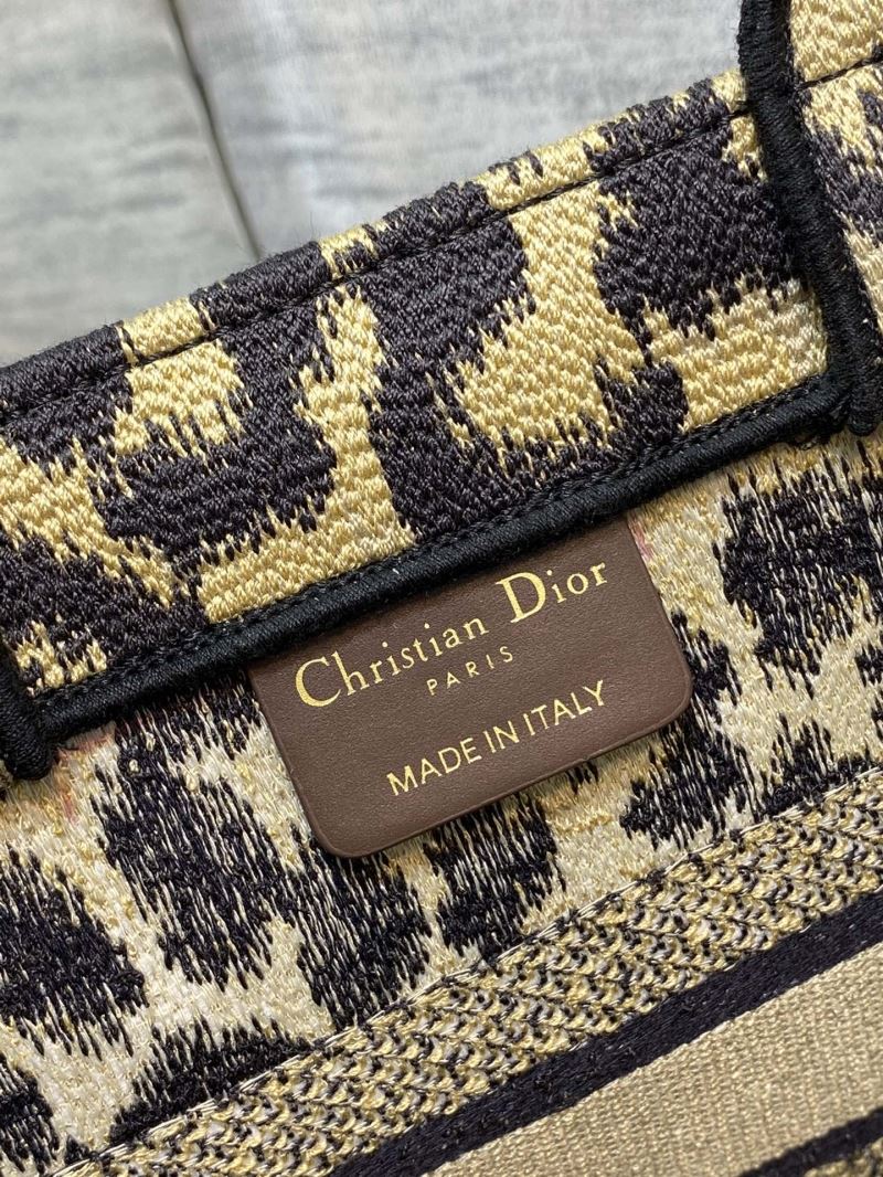 Christian Dior Shopping Bags